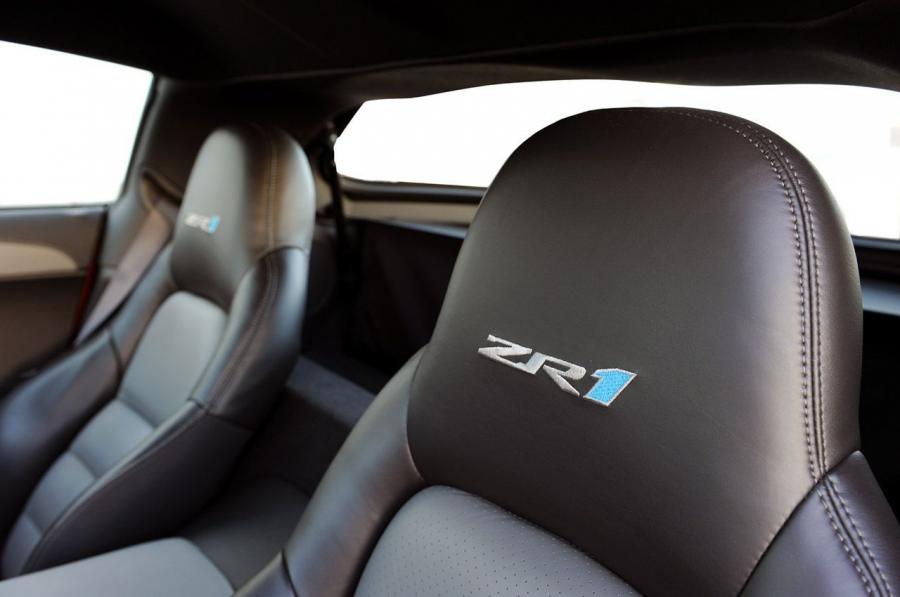  Chevrolet Corvette ZR1 2009 года  (фото 102 из 290)